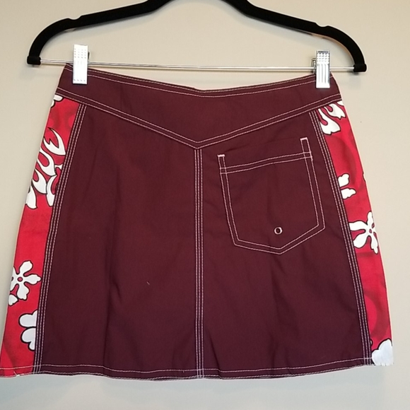 '90s style skirt - Picture 2 of 2